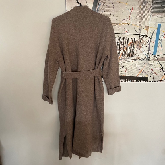 Uniqlo | Belted Long Knitted Coat in Beige - Picture 2 of 2